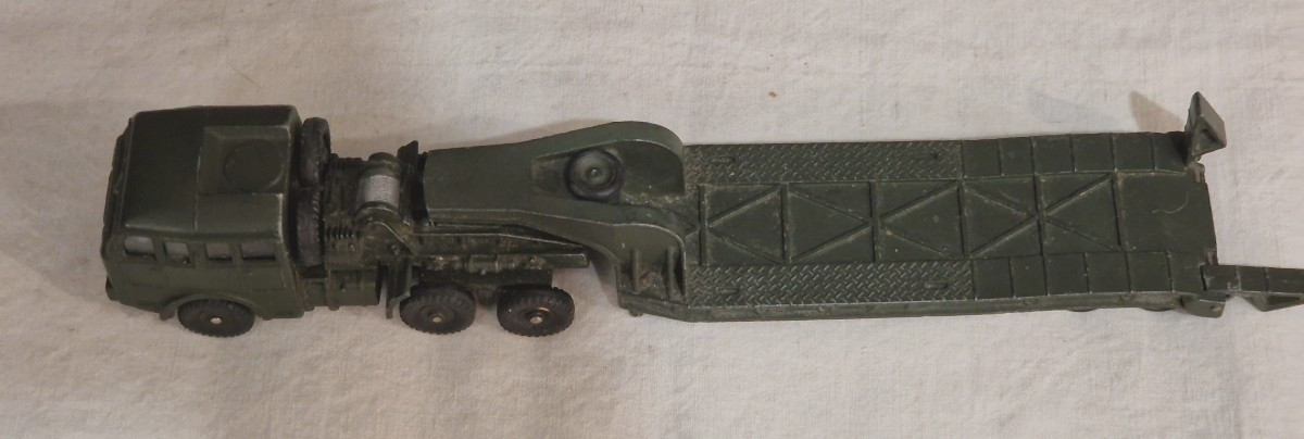 DINKY SUPERTOYS 890 Berliet et Semi-remorque porte-char-photo-1