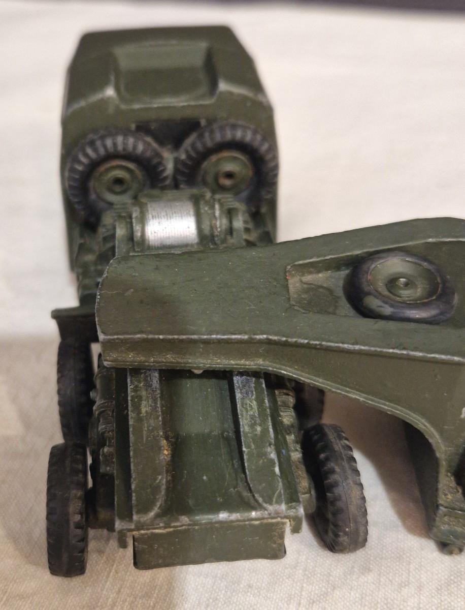 DINKY SUPERTOYS 890 Berliet et Semi-remorque porte-char-photo-2