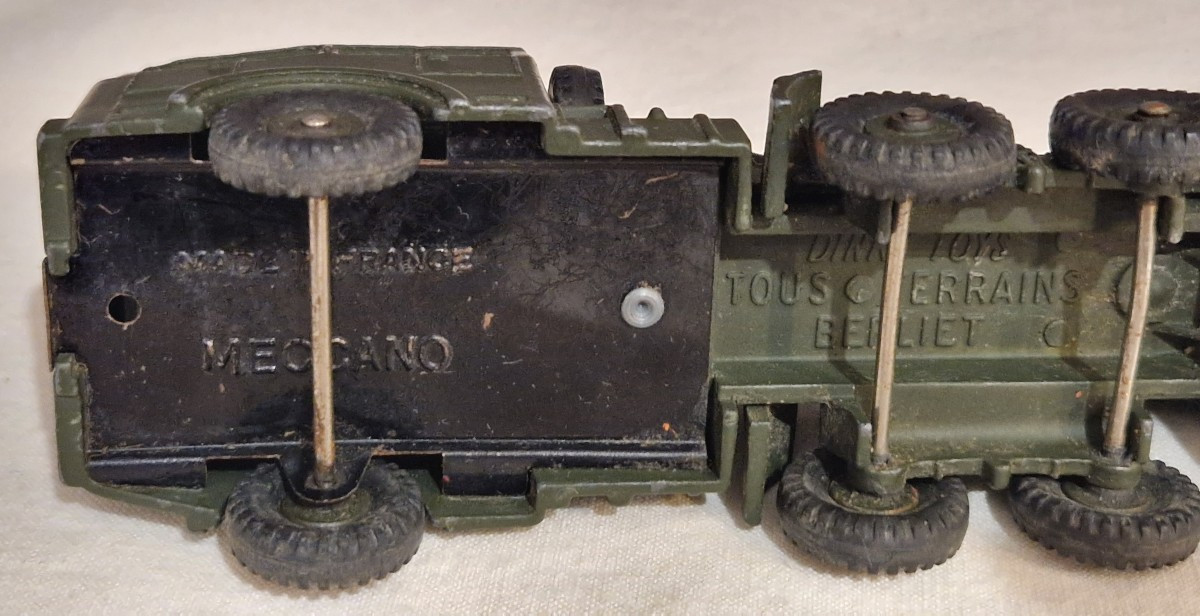 DINKY SUPERTOYS 890 Berliet et Semi-remorque porte-char-photo-8