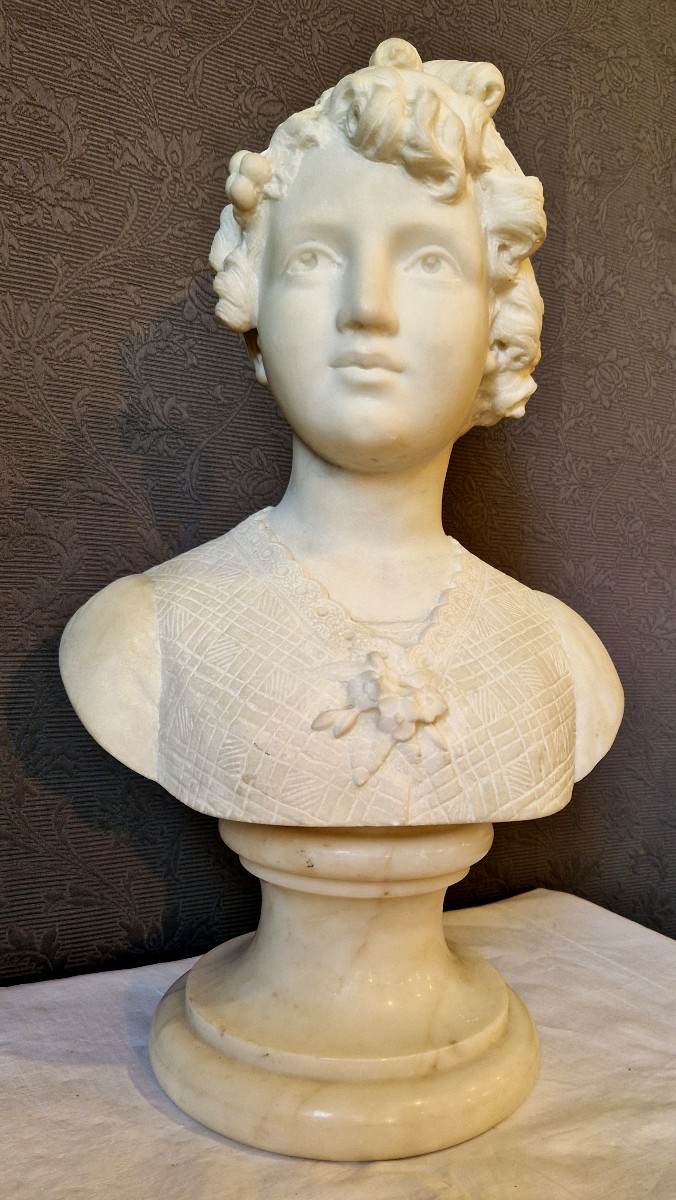 Bust Of A Woman In Alabaster And Marble