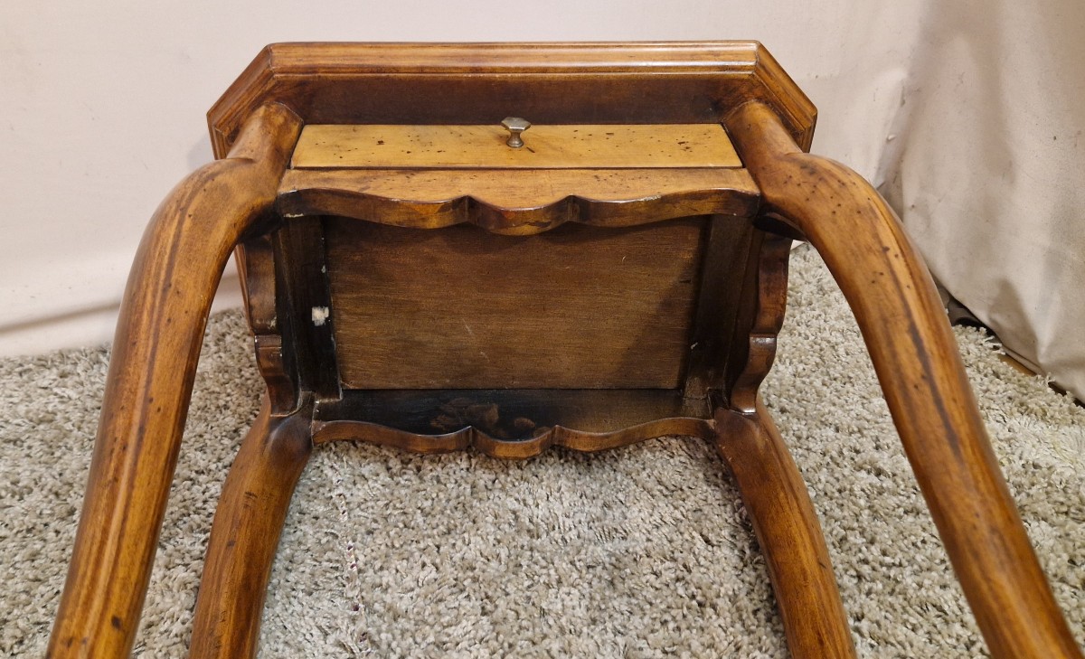 Louis XV Style Side Table In Walnut.-photo-4
