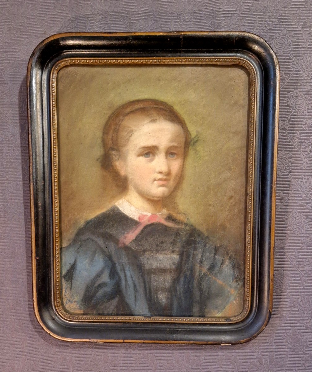 Portrait Of A Young Girl - Pastel, Napoleon III Era
