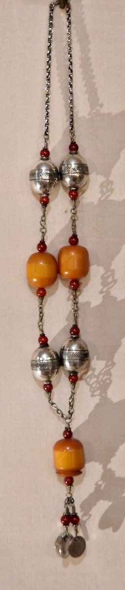 Moroccan Amber Necklace, 19th Century-photo-4