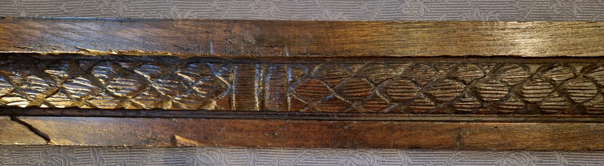 18th-century Woodwork - Pediment - Interior Ornamentation-photo-1