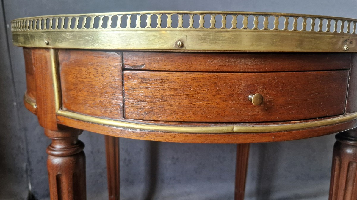 Early 19th Century Mahogany Bouillotte Table-photo-3