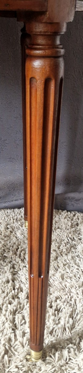 Early 19th Century Mahogany Bouillotte Table-photo-7