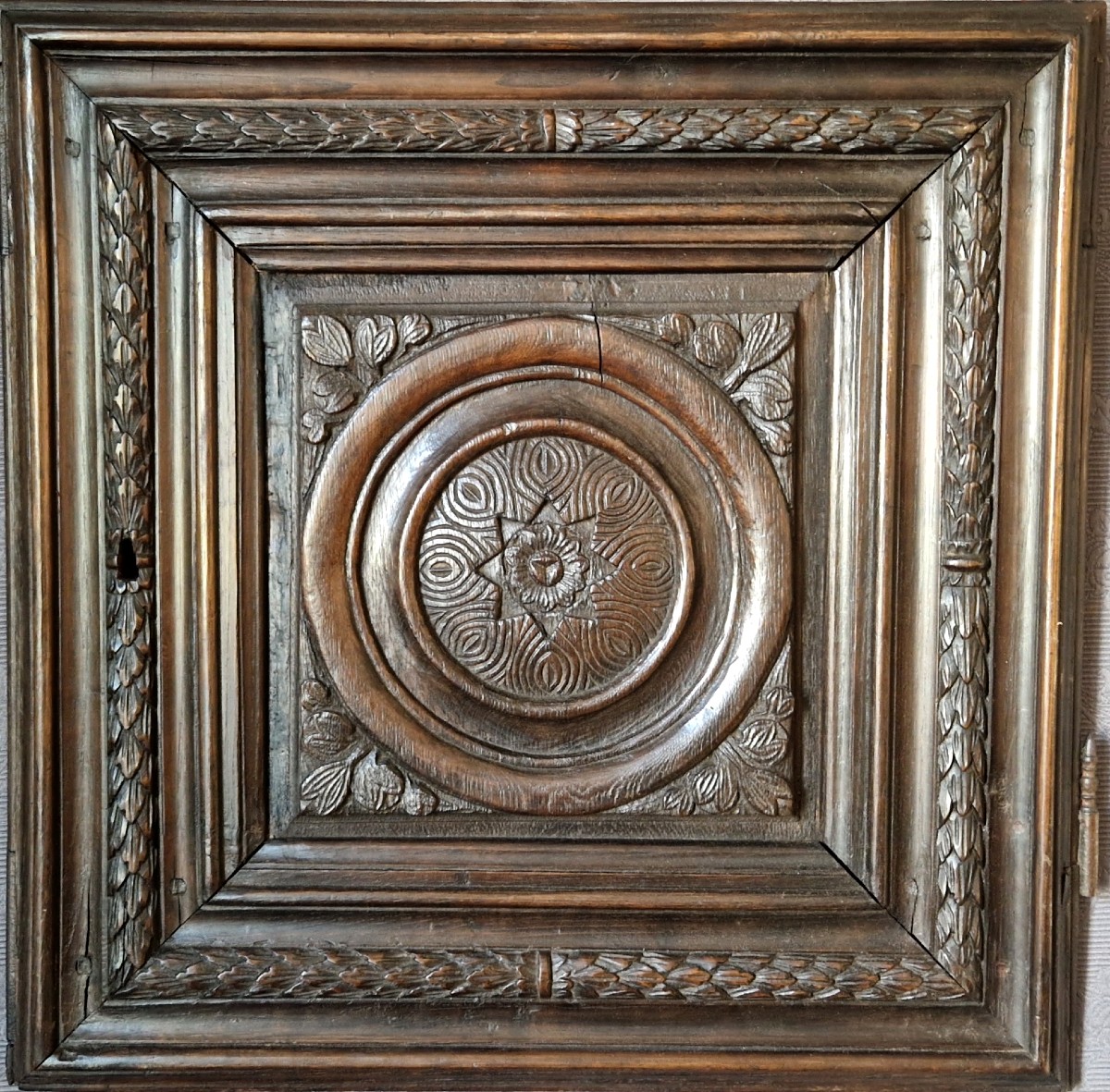 18th Century Woodwork - Pediment - Interior Ornamentation