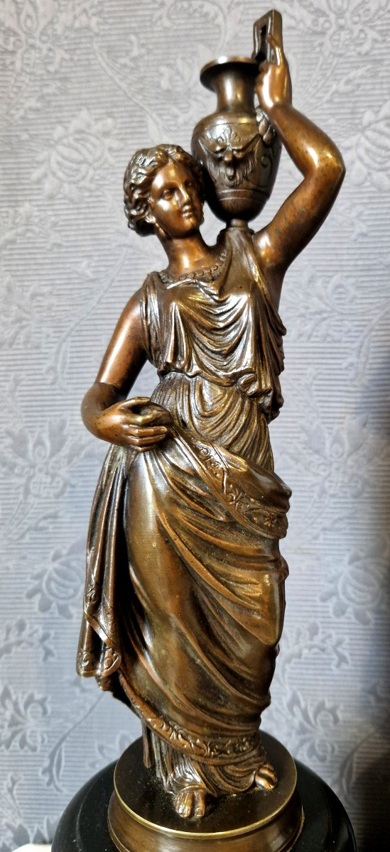 Pair Of Antique-style Female Figures - Bronze 19th C-photo-1