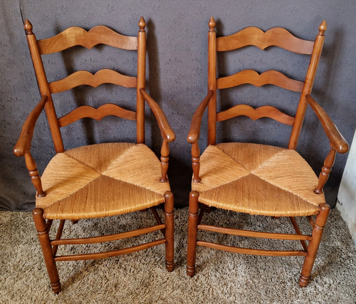 Paire De Fauteuils de style Provençal 