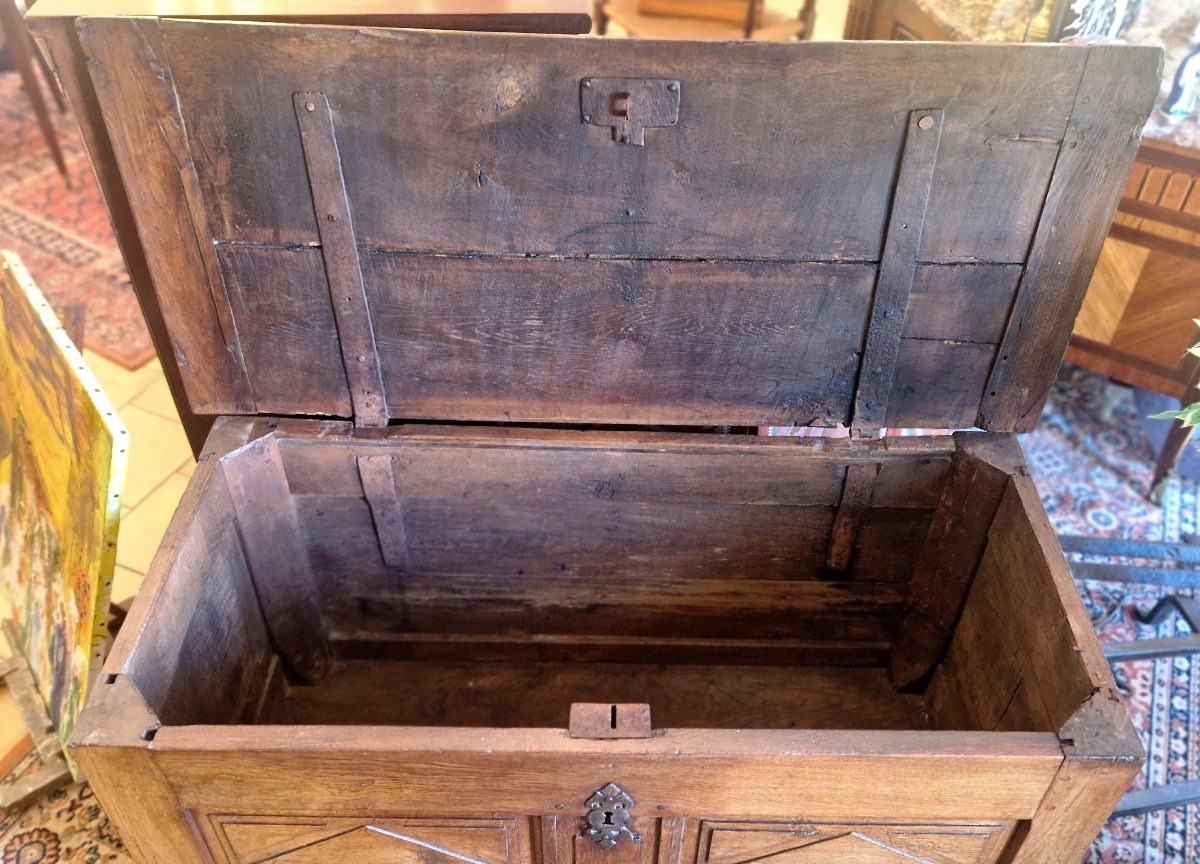 19th Century Oak Chest-photo-5