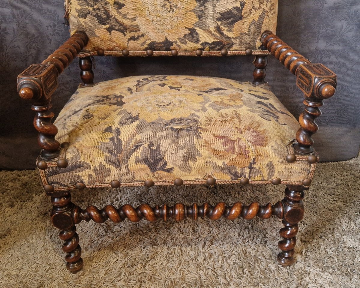 Louis XIII Armchair-photo-3