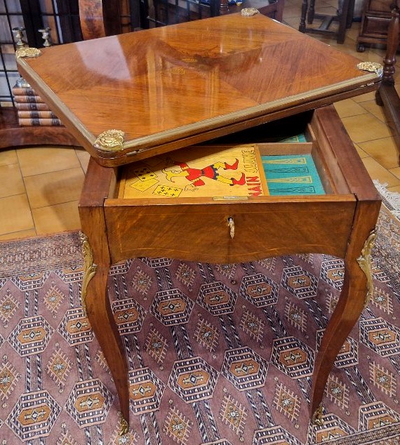 Table à jeux en  marqueterie de style Louis XV-photo-2