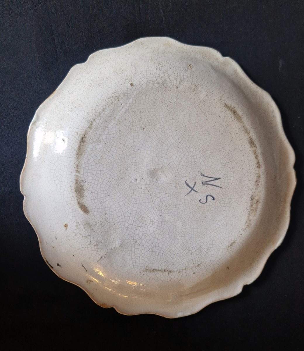 19th-century Earthenware Plate From Moustier-photo-1