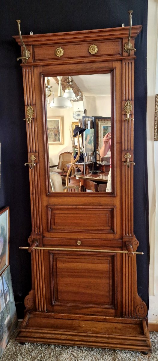 Vestiaire en noyer 