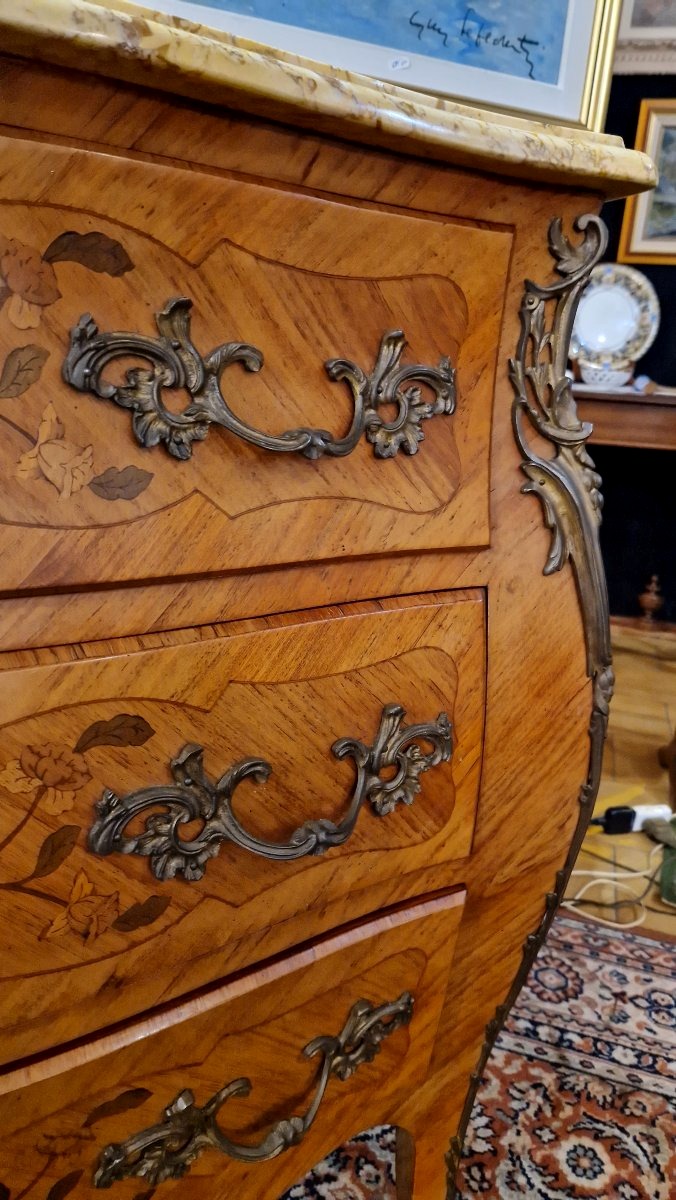Commode Galbée en Marqueterie – Estampillée R. BACCHIN XXe -photo-3