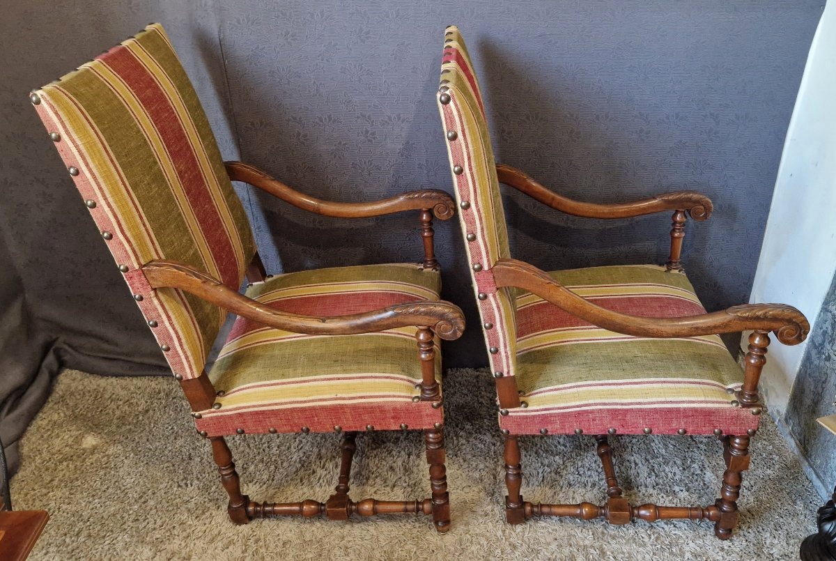 Paire de fauteuils Louis XIV-photo-2