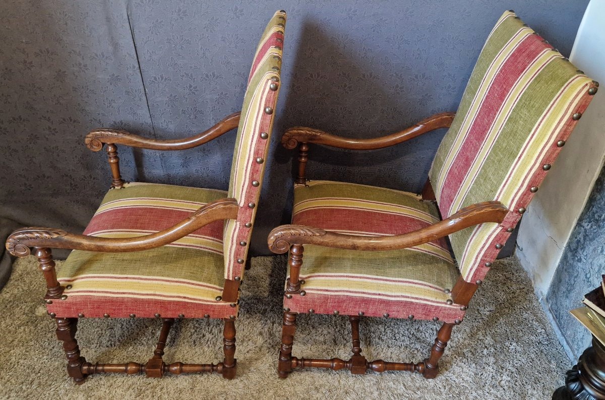 Paire de fauteuils Louis XIV-photo-4