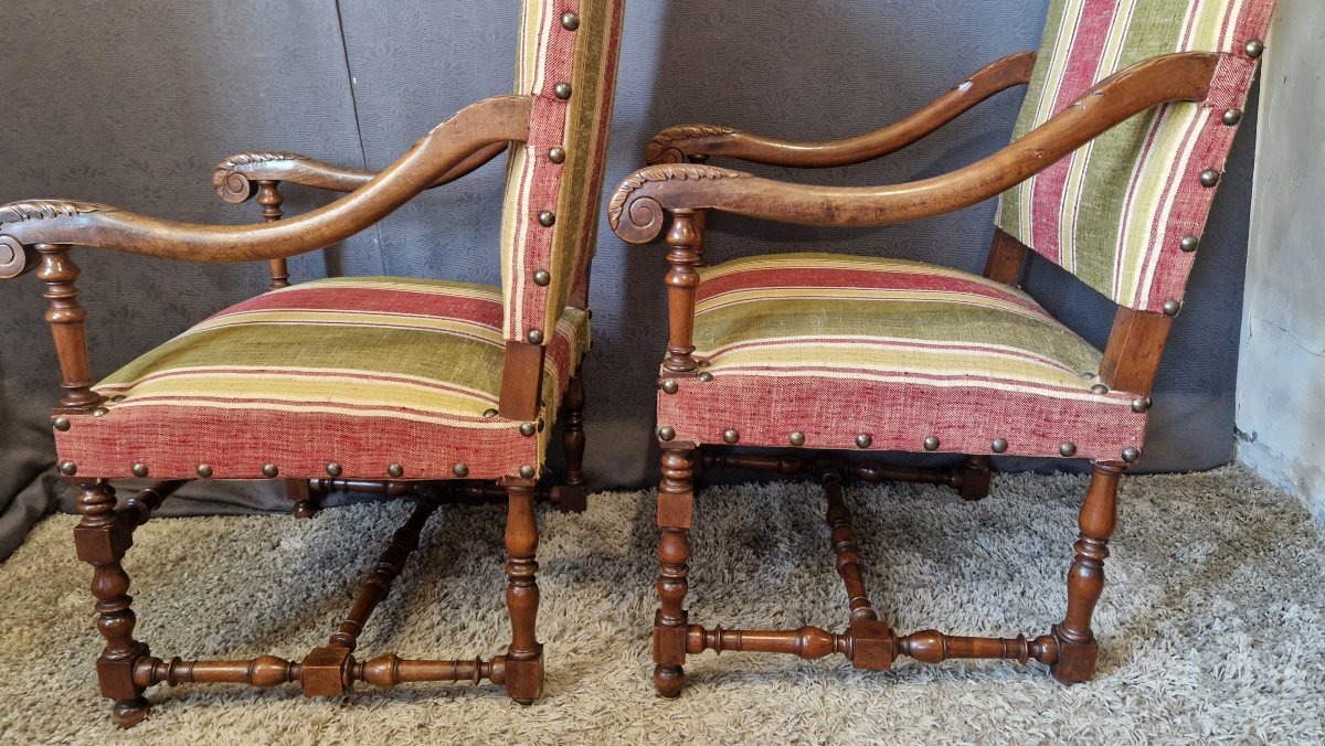 Paire de fauteuils Louis XIV-photo-5