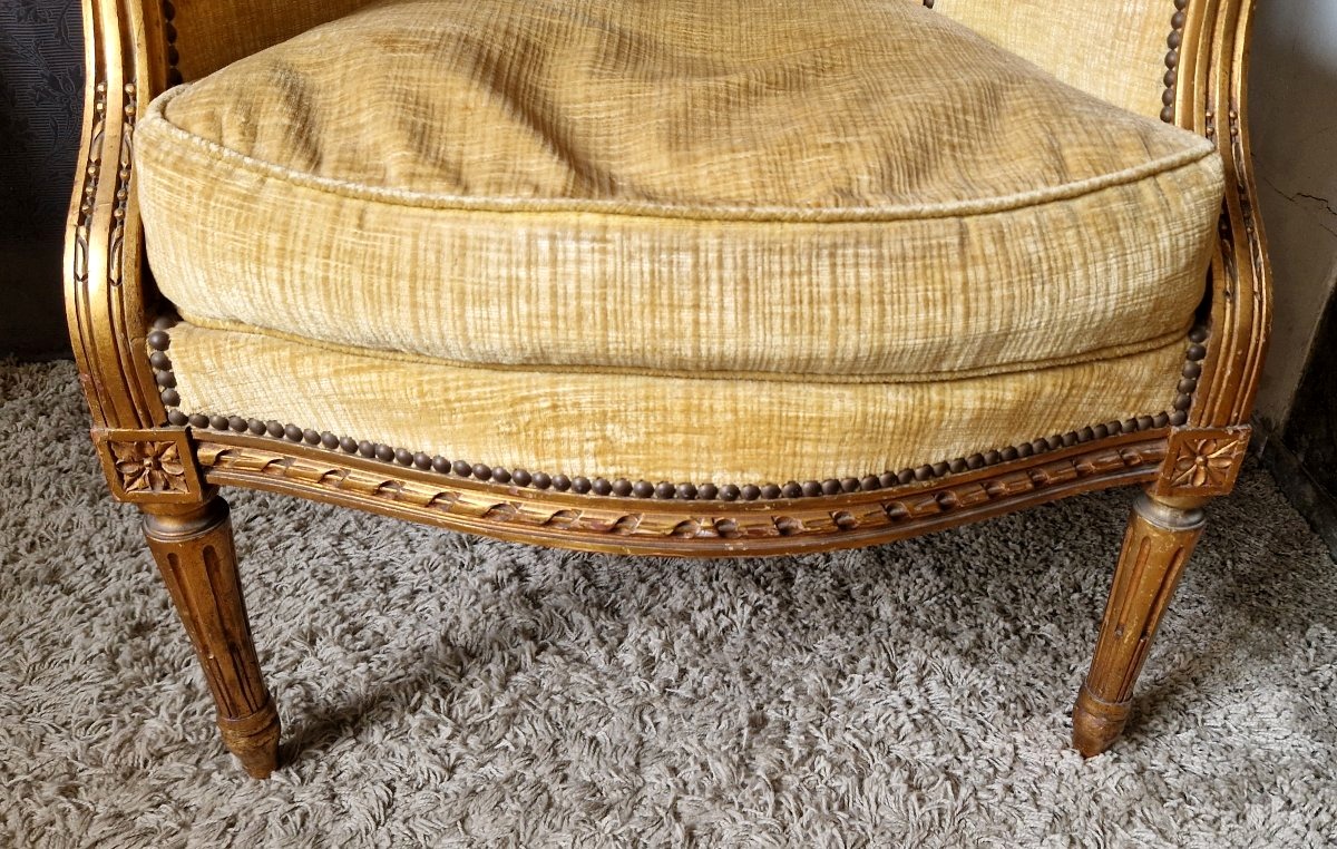 Fauteuil bergère en bois doré XIXe-photo-3