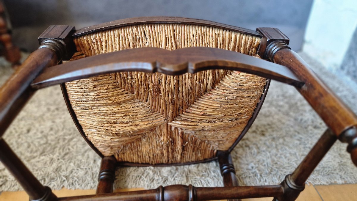 Provençal-style High Chair-photo-1