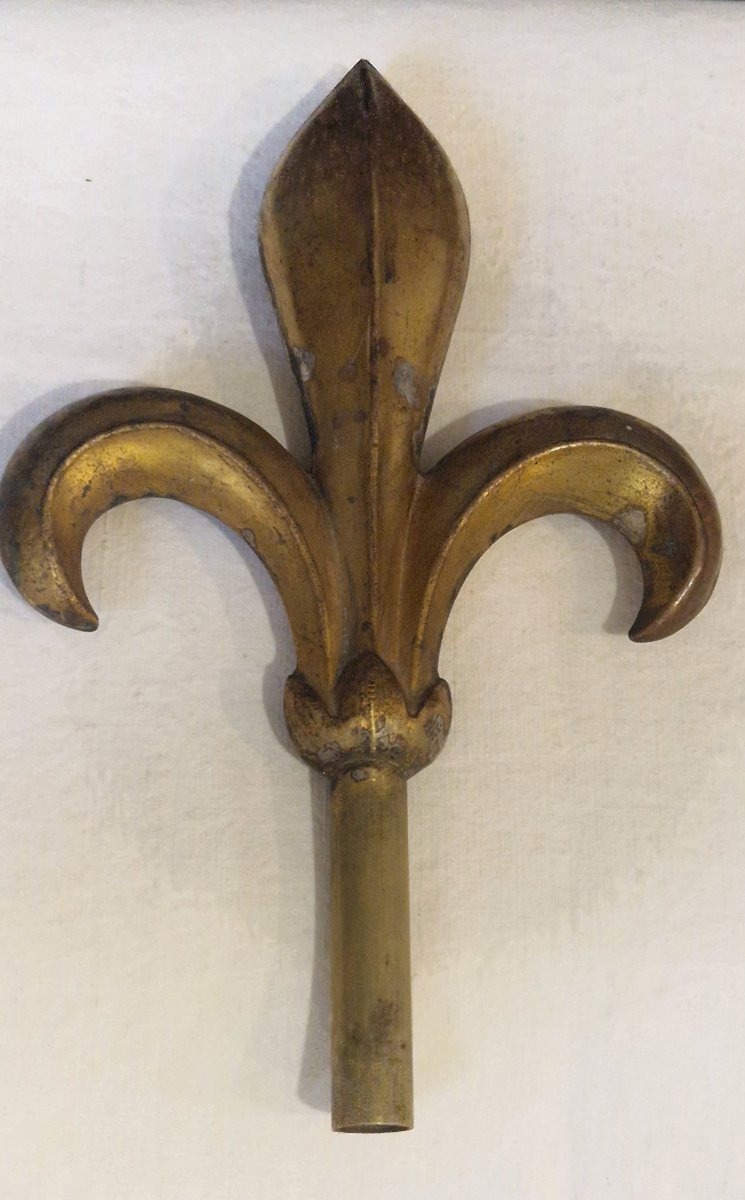 Pique d'étendard religieux - Fleur de lys-photo-6