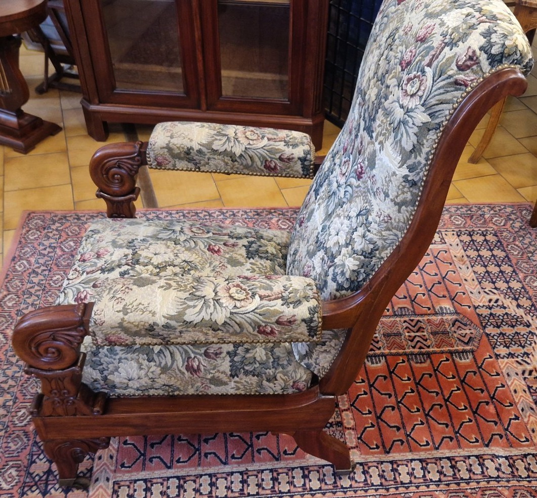 Voltaire Armchair With Mahogany Racks-photo-4