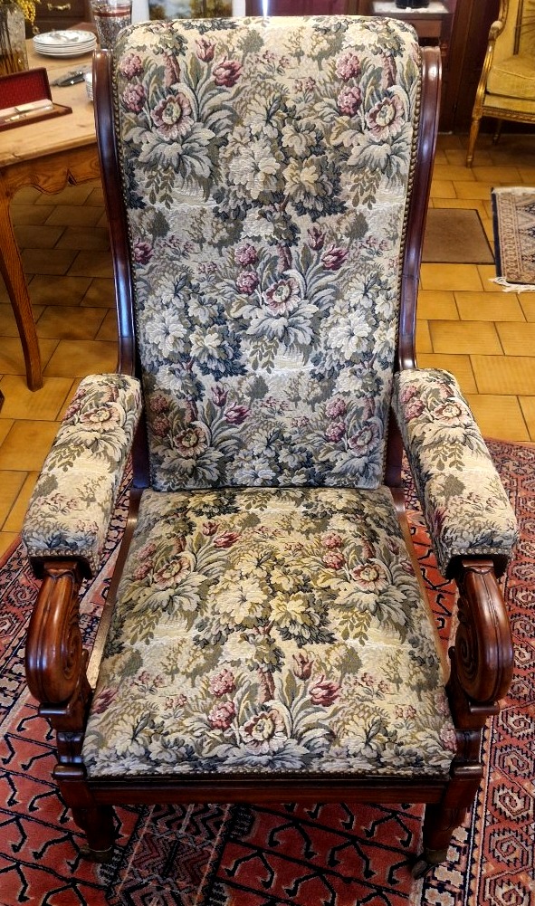 Voltaire Armchair With Mahogany Racks-photo-4
