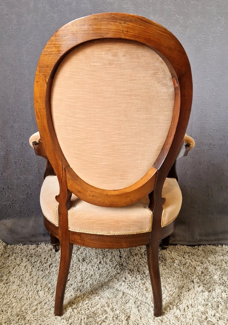 Rosewood Medallion Armchair-photo-4