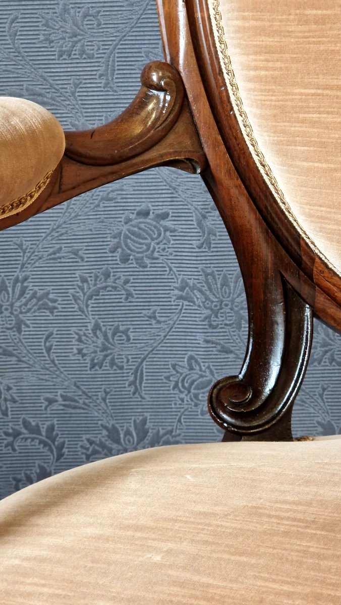 Rosewood Medallion Armchair-photo-4