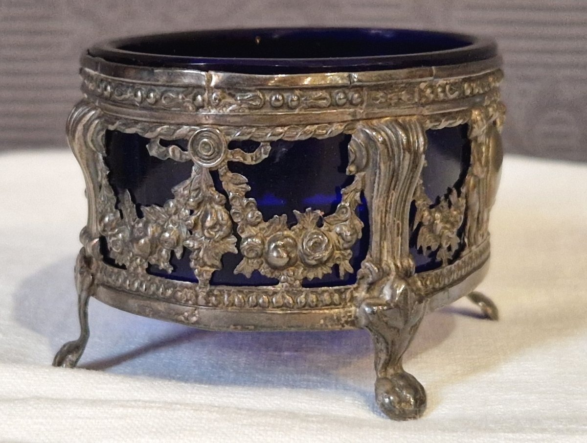 Solid Silver Salt Cellar With Putti Decorations-photo-3