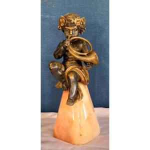 Putti musicien en bronze