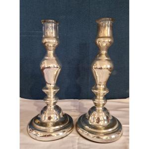 Paire de bougeoirs  en verre églomisé/mercurisé