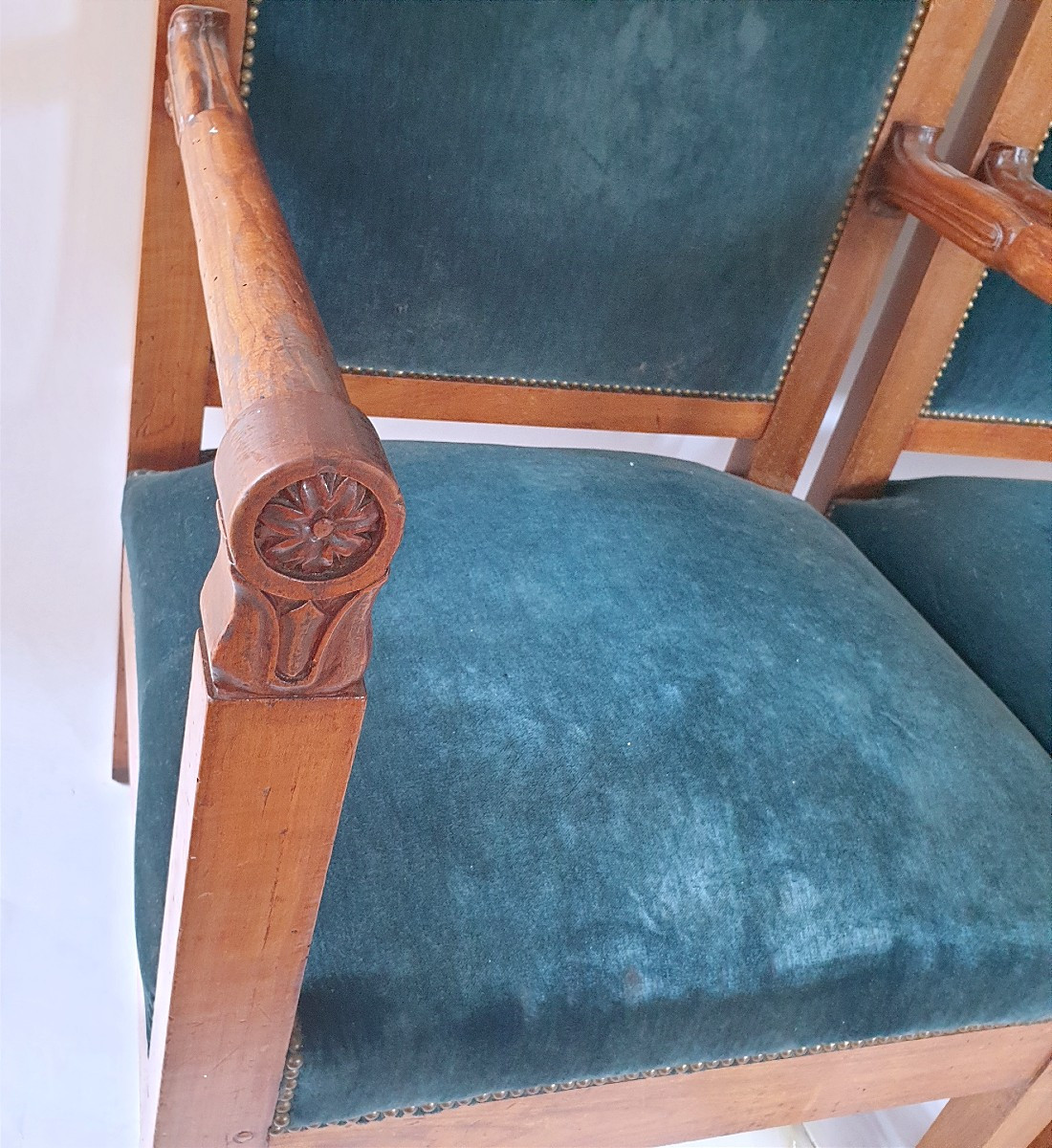 Paire  de fauteuils de style Empire/Consulat, vers 1820–1830-photo-4