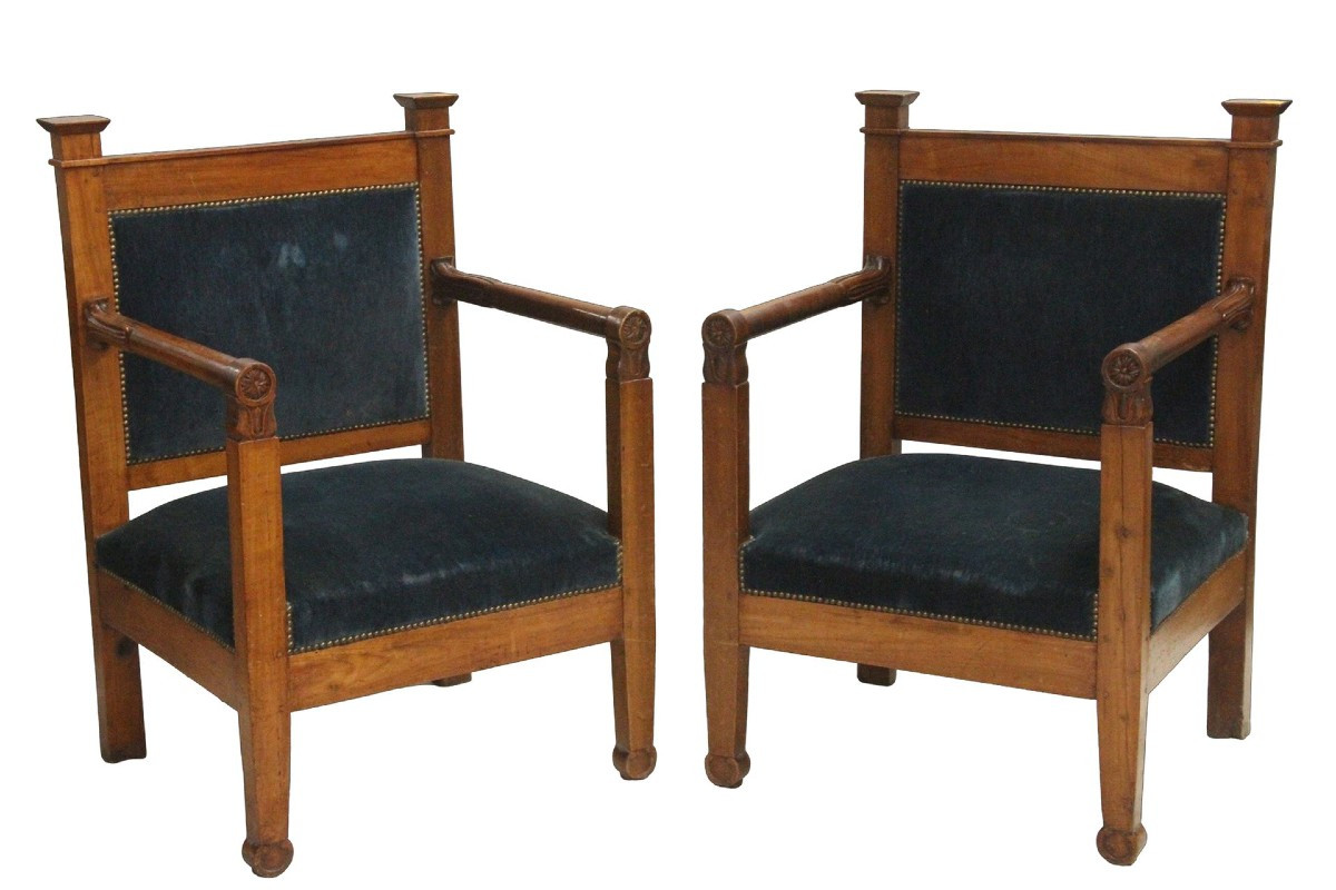 Paire  de fauteuils de style Empire/Consulat, vers 1820–1830