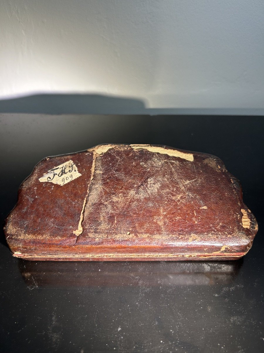 écrin à Bijoux Cuir époque XVIII-photo-3