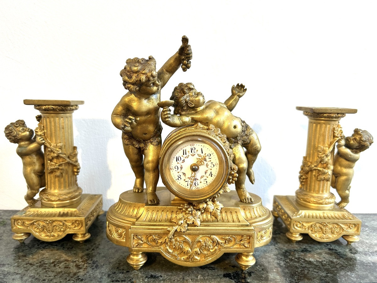Garniture trois pièces d’après Clodion 