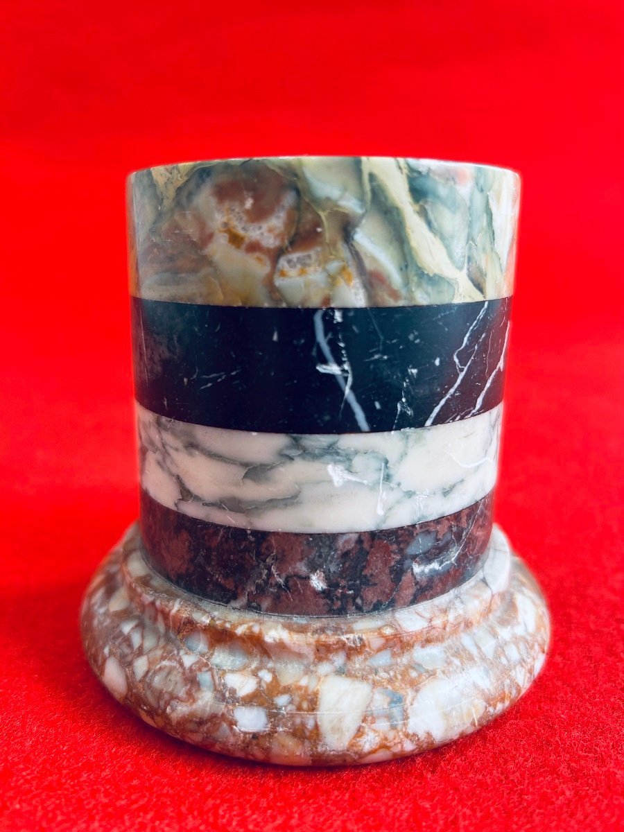"grand Tour" Marble Base
