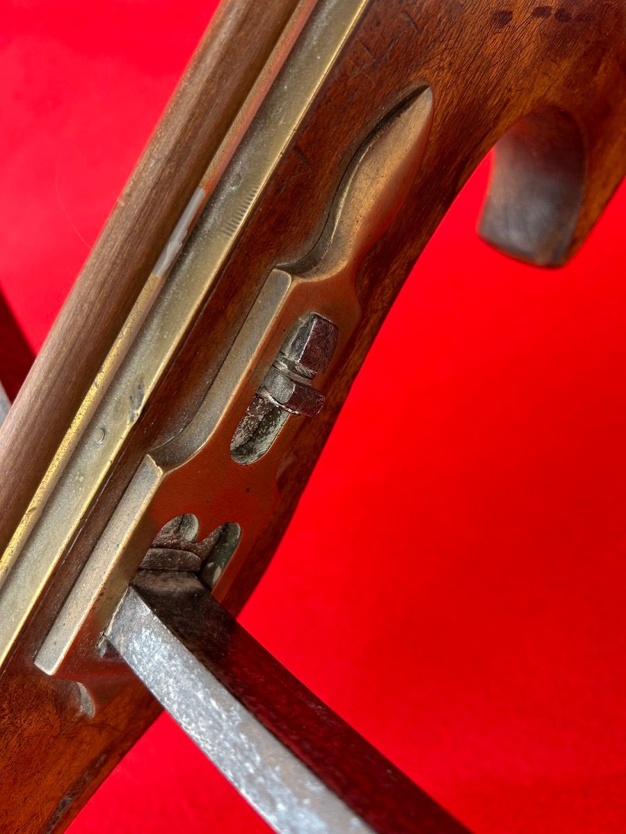 19th-century Walnut Crossbow-photo-1