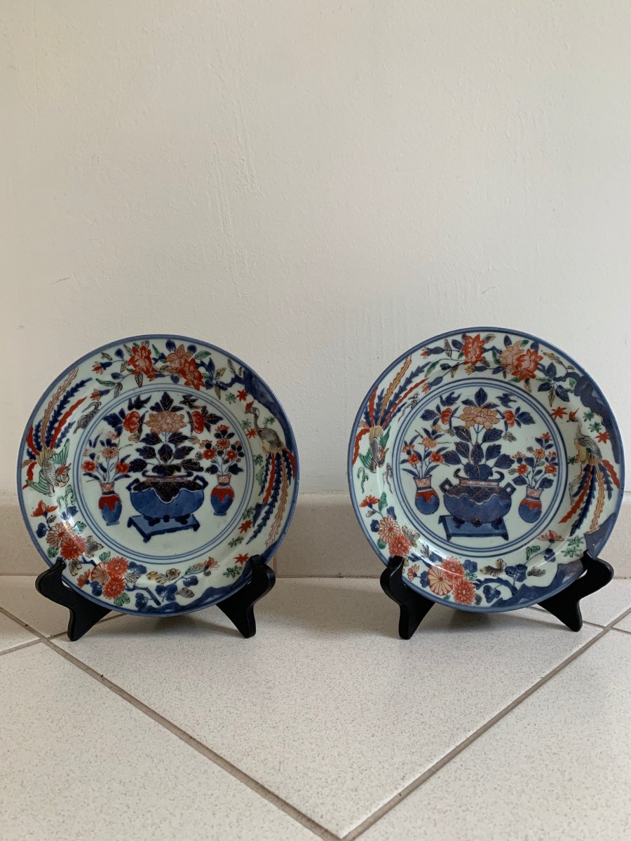 Pair Of Chinese Porcelain Plates Late 18th