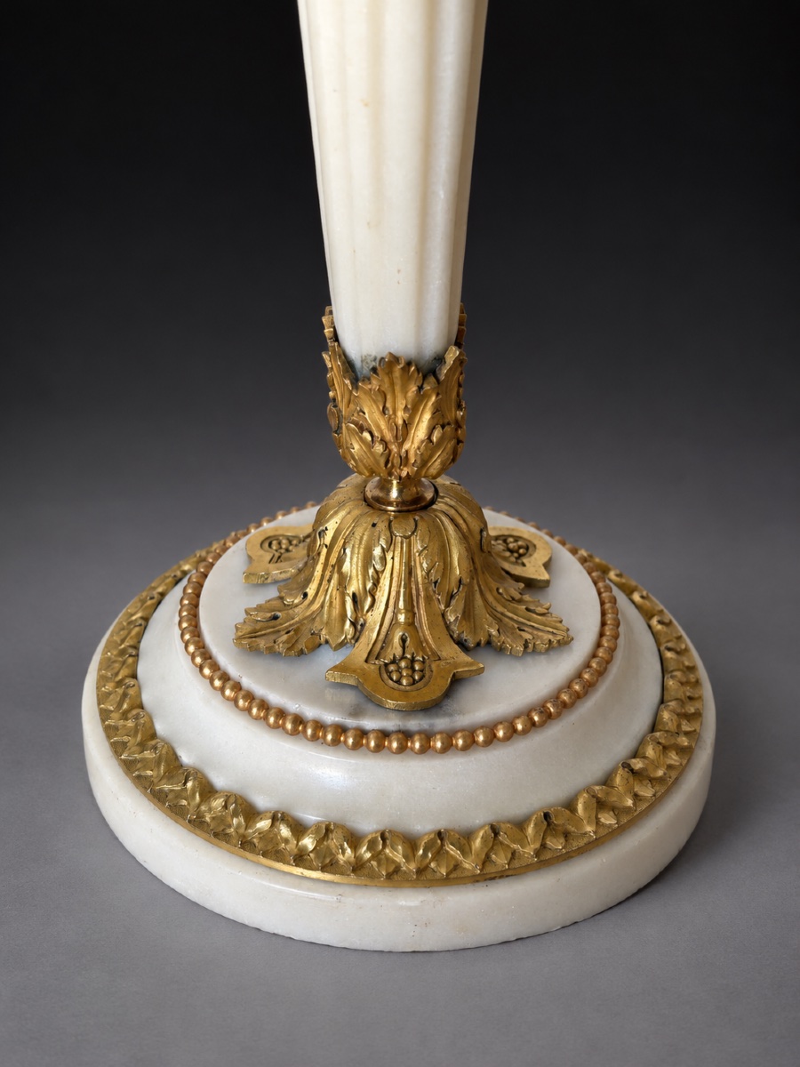 PAIRE DE FLAMBEAUX D'EPOQUE LOUIS XVI DE LA FIN DU XVIIIe SIÈCLE-photo-3