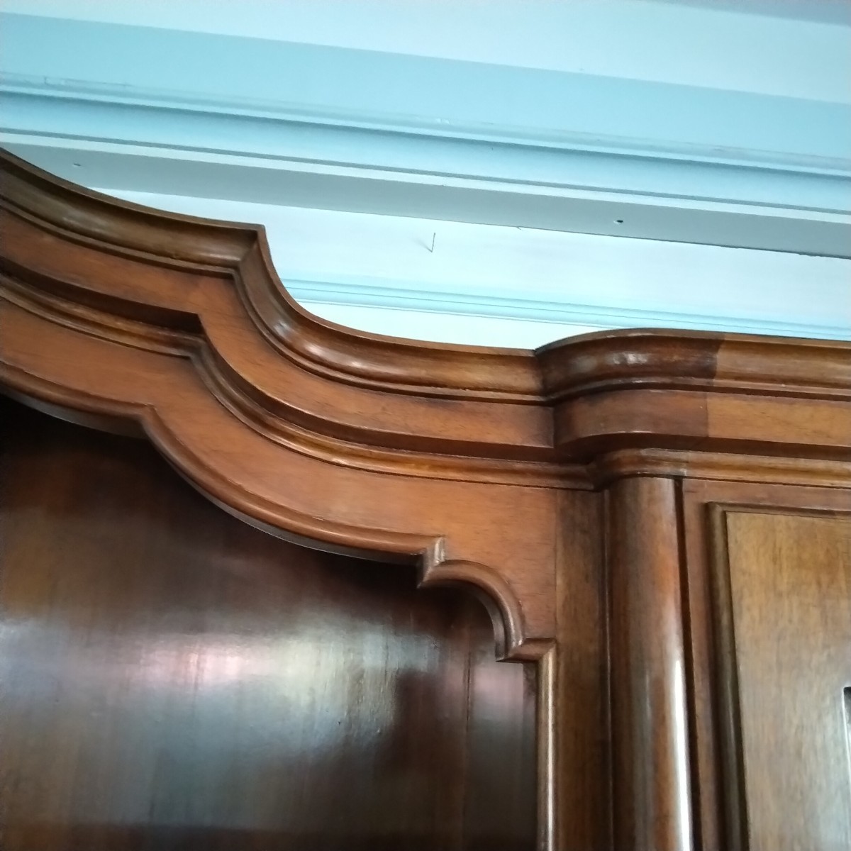 Bookcase-photo-8