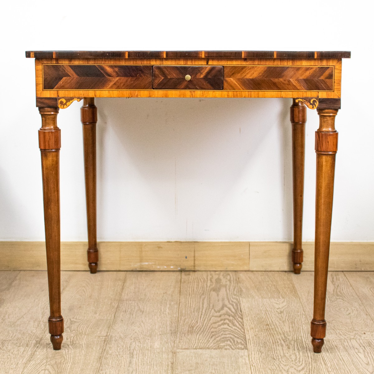 Premières Décennies Du XIXe Siècle, école De Giuseppe Maggiolini (1738 - 1814), Table Basse 