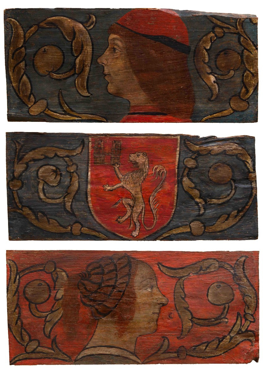 Lombardy, 14th Century, Panels With Coat Of Arms Of The Sormani Family And Portraits
