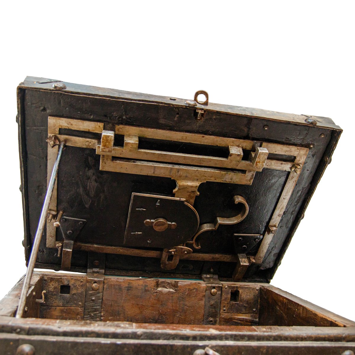 17th Century, Chests Safe-photo-2
