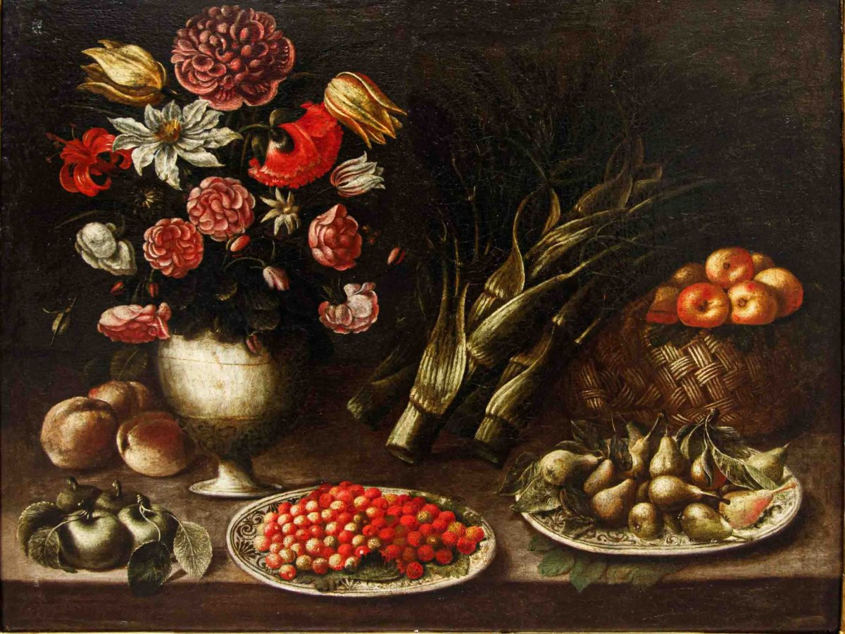 École lombarde du XVIIe siècle, Nature morte avec plats, fleurs et fruits-photo-3