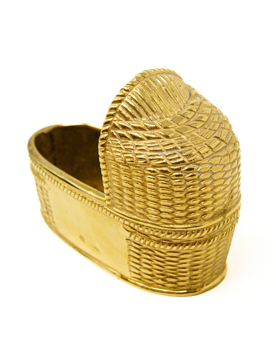 19th Century, Cradle-shaped Container-photo-3