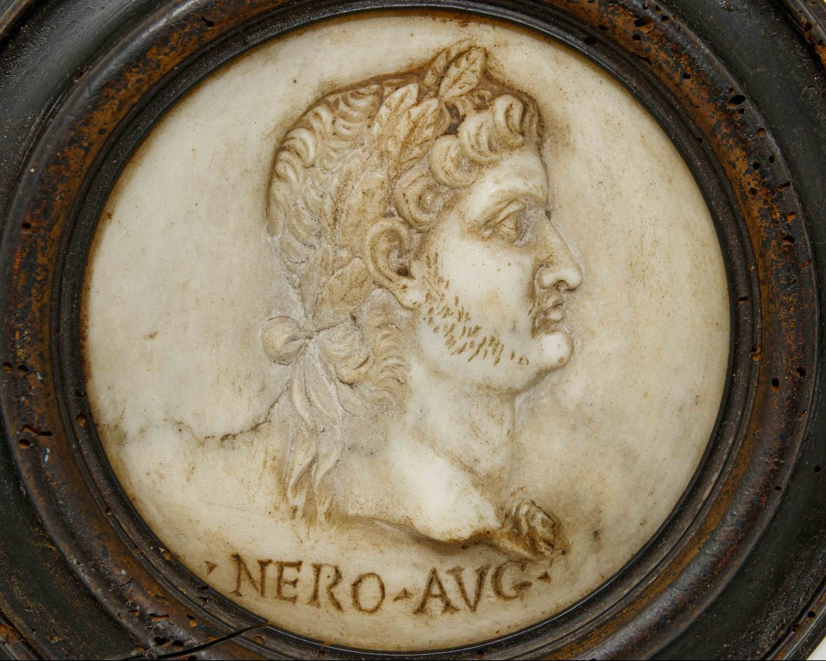 Rome, XVIe siècle, Paire de médaillons avec Néron et Vespasien-photo-3