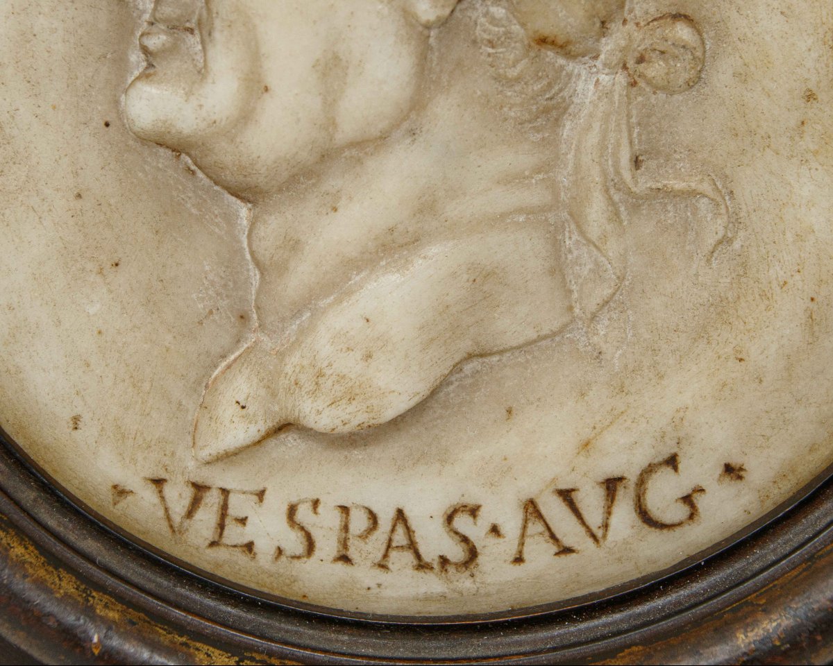 Rome, XVIe siècle, Paire de médaillons avec Néron et Vespasien-photo-4