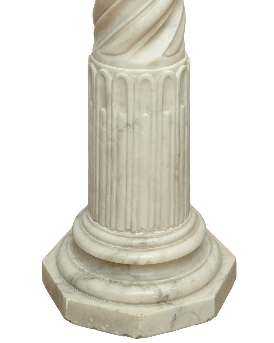 19th Century, Aphrodite Crouching On A Column-photo-3