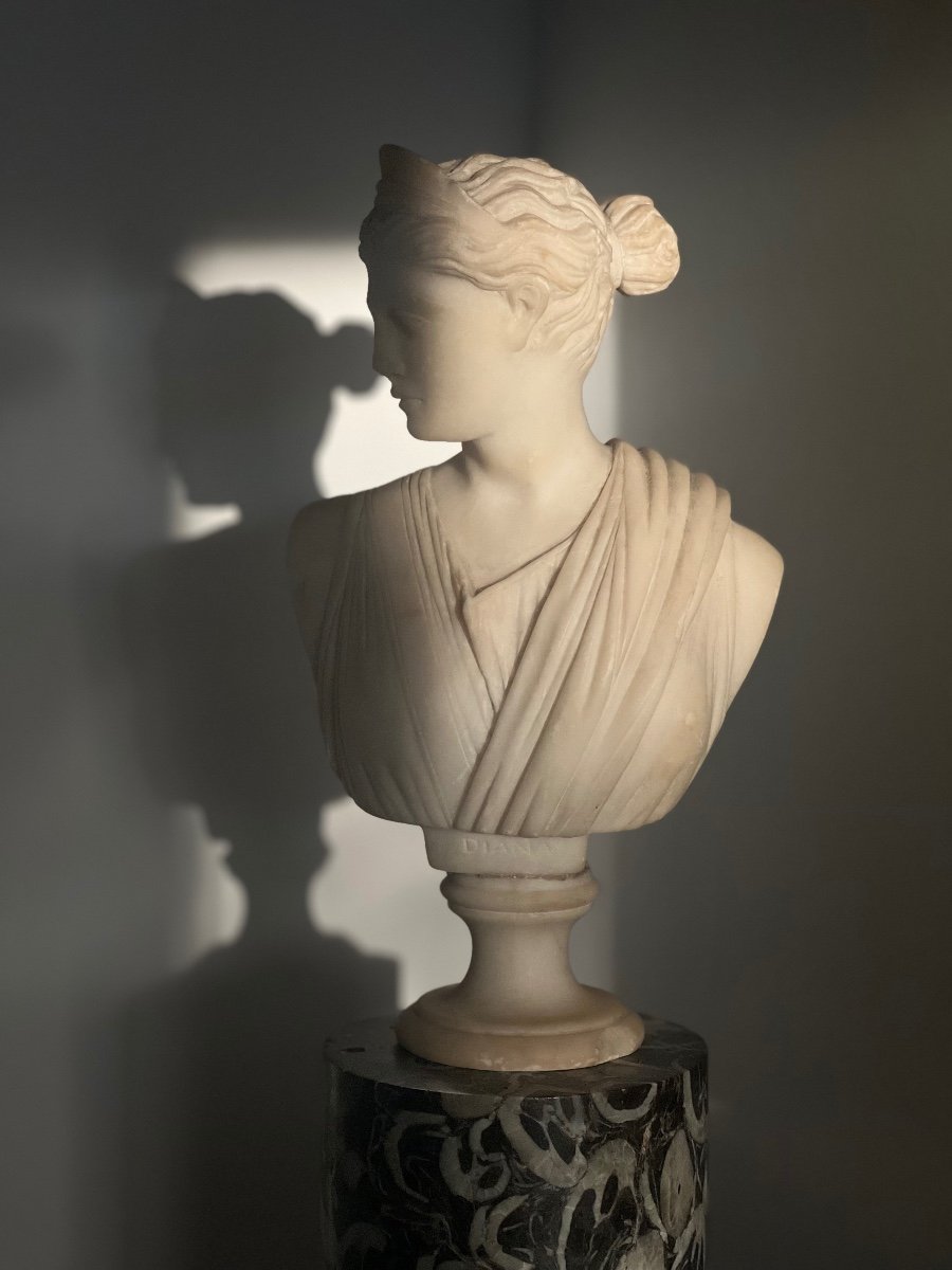 Marble Bust Sculpture On Pedestal Representing Draped Diana, Antique-19th Century